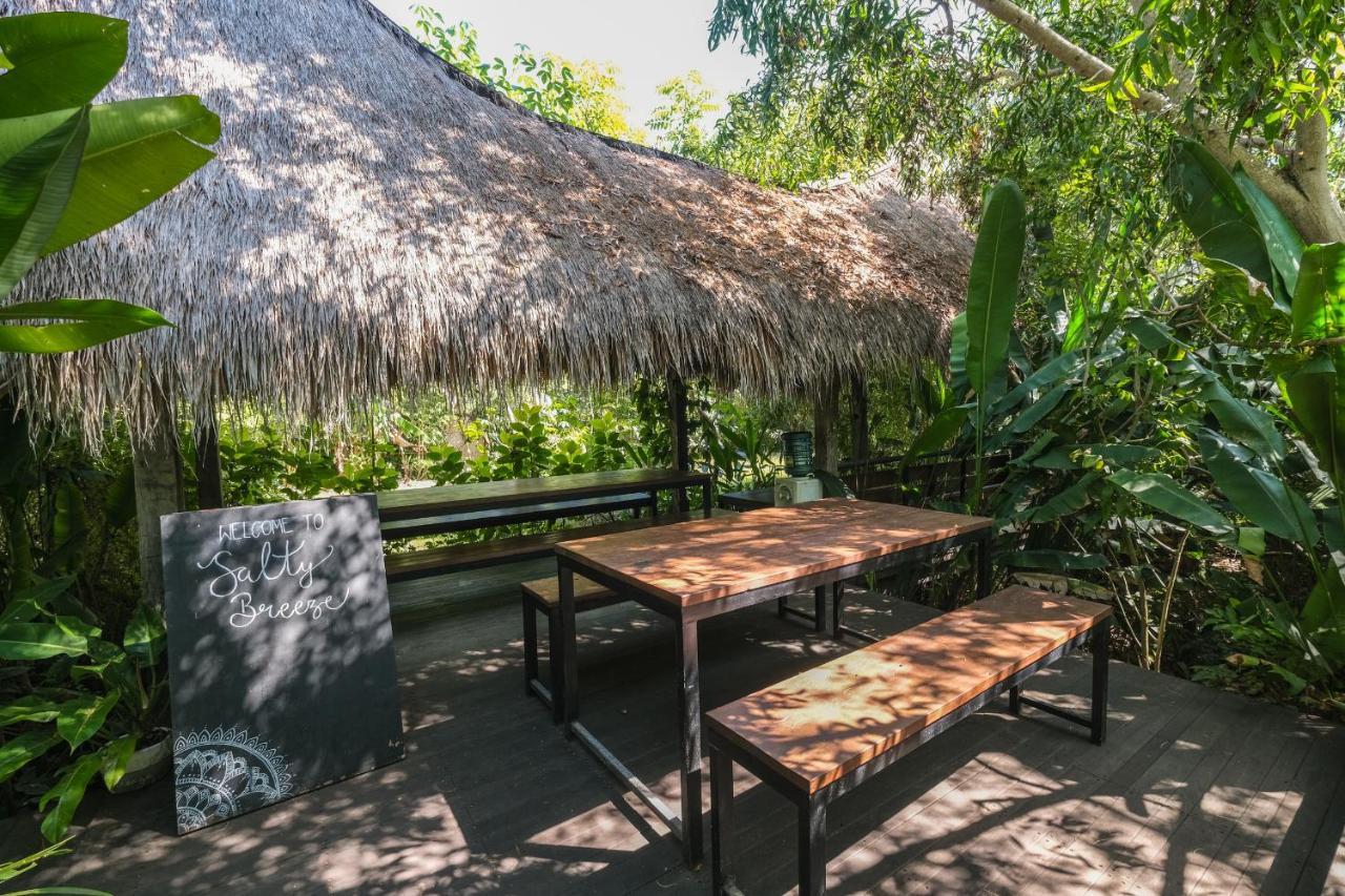 Salty Breeze Bali Ungasan Exterior foto